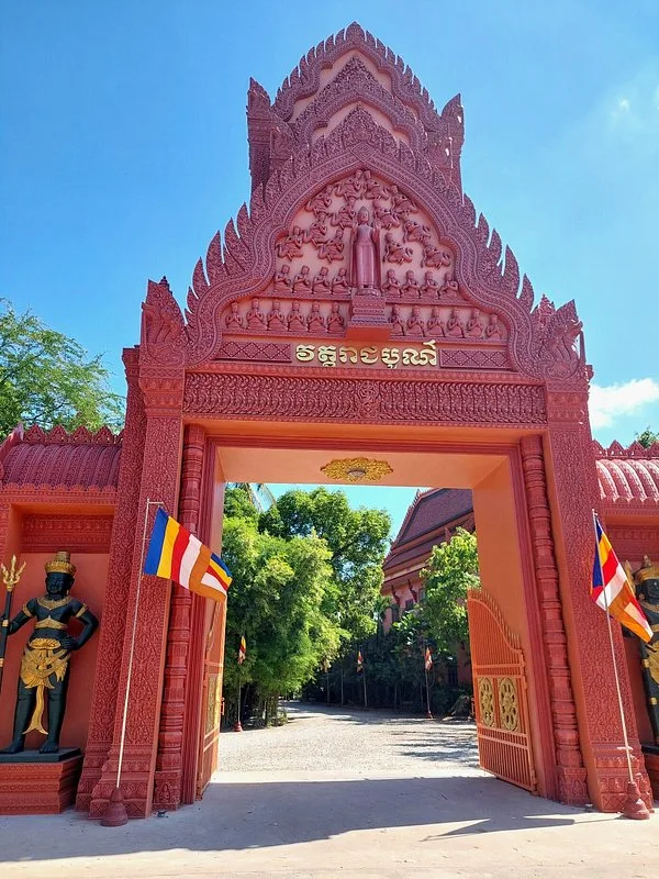 Wat Bo Temple — monastère et stupas
