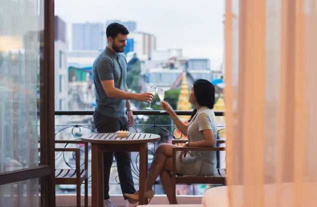 Restaurant Sombok — Amanjaya Pancam Hotel