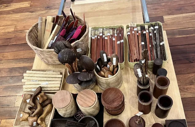 Artisans Angkor — traditional skills