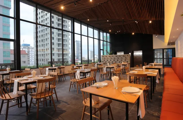 Baitong Hotel & Resort — lobby