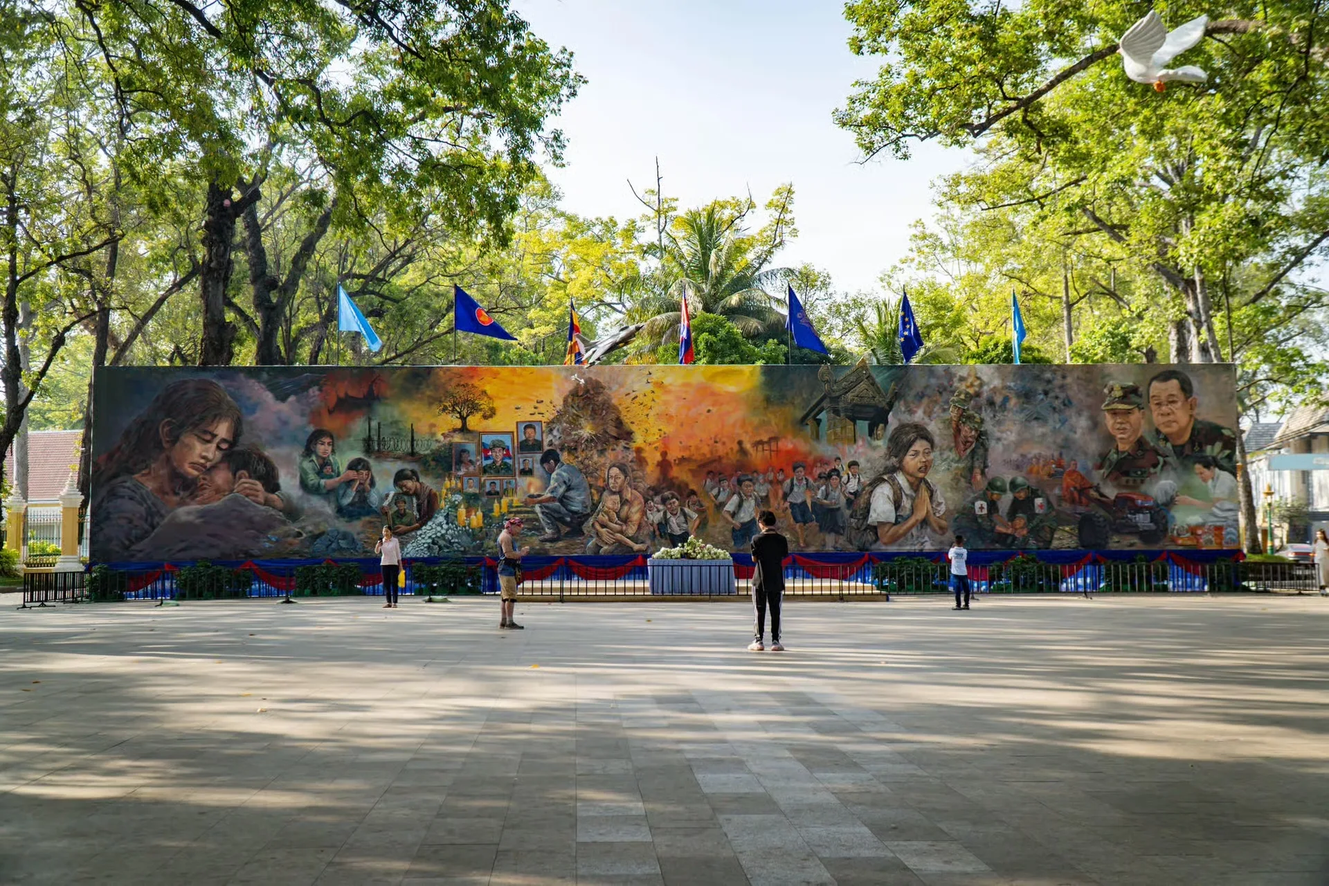 Jardins royaux de l'indépendance — fresque commémorative