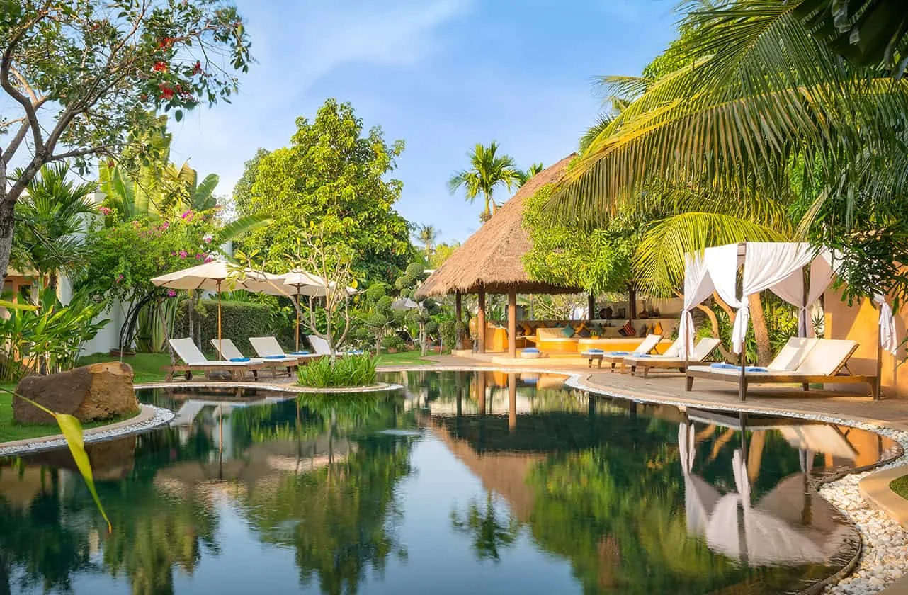 Piscine et jardins de Navutu Dreams