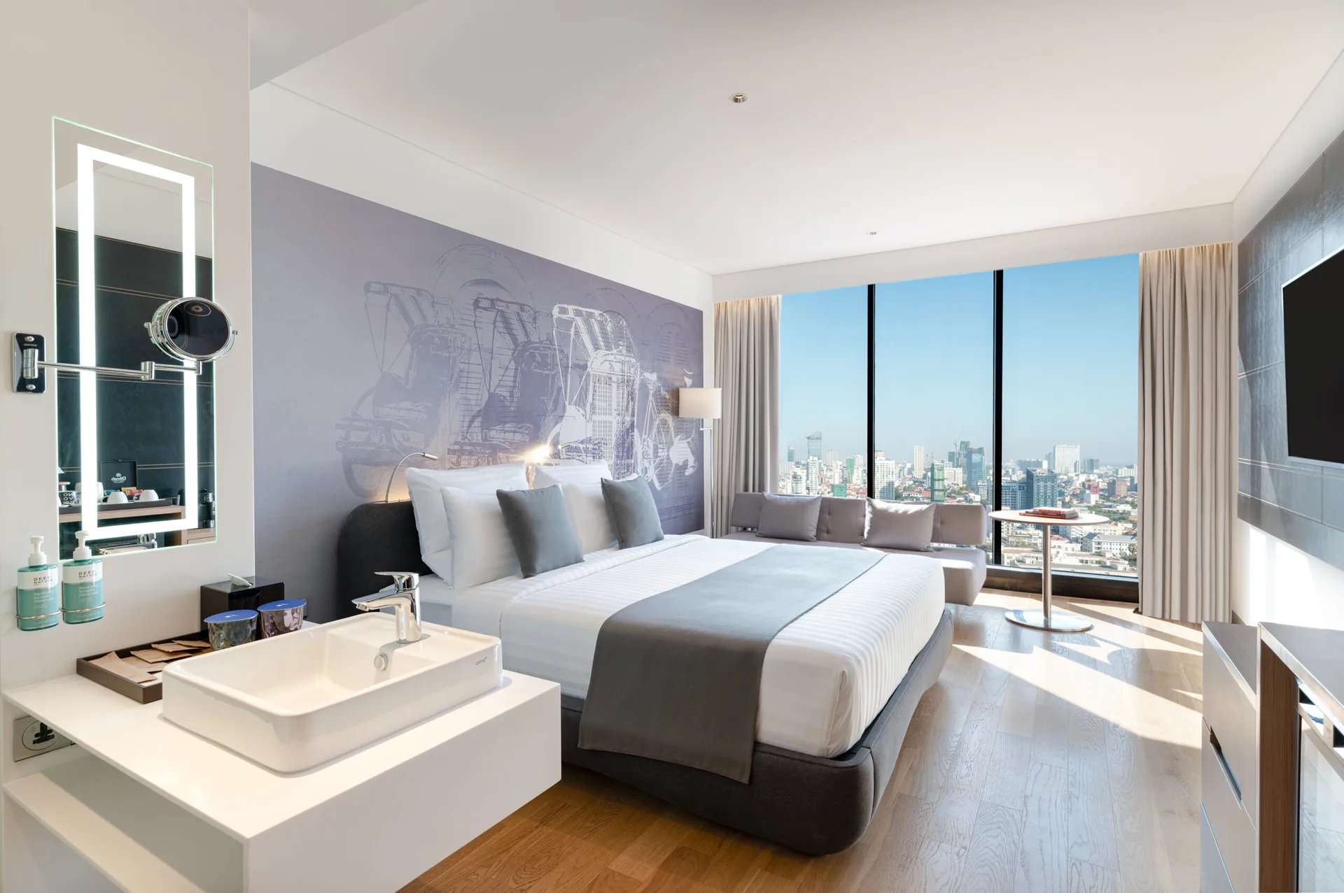 Une chambre avec vue sur la ville