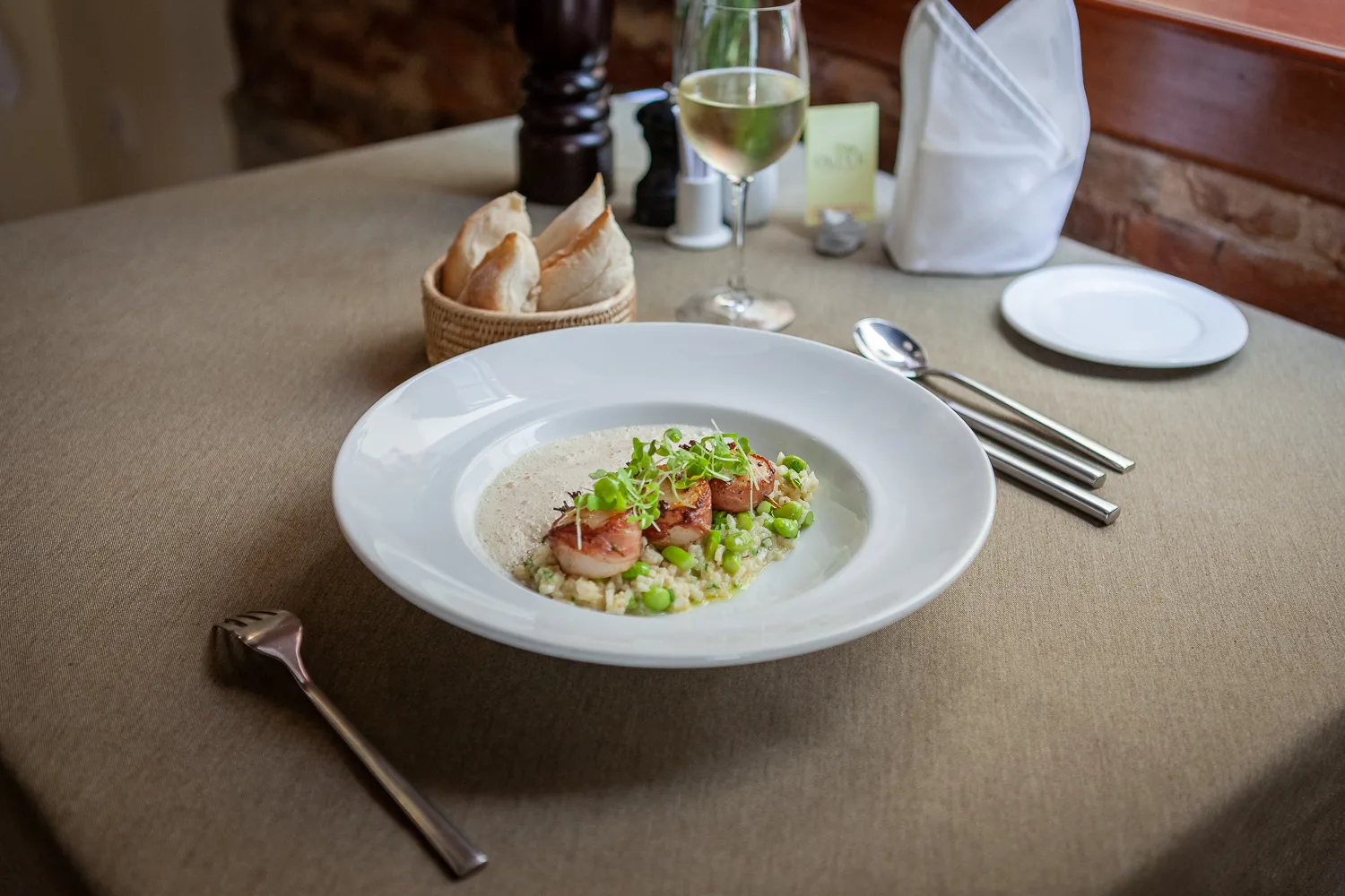 Olive Cuisine de Saison — entrée et présentation soignée