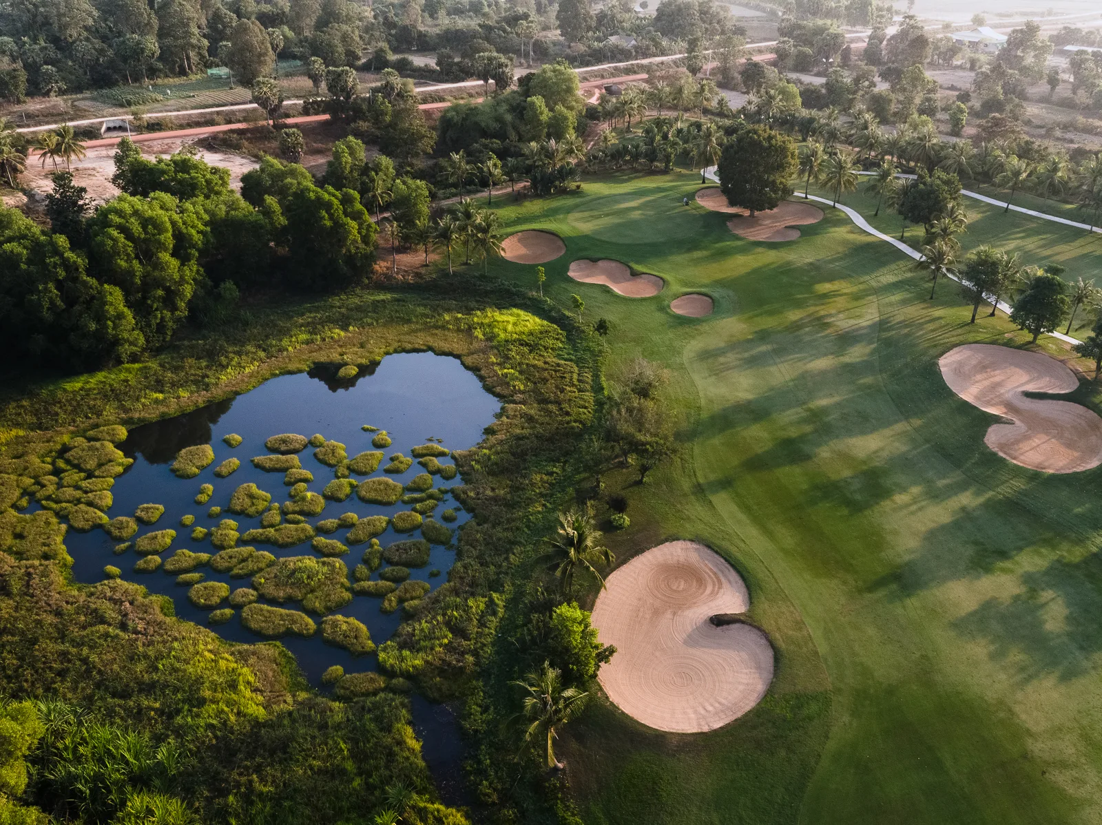 Phokeethra Country Club — parcours et plans d'eau