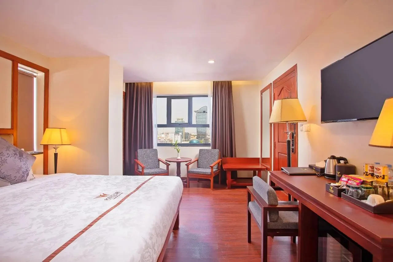 Une chambre deluxe, vue ville