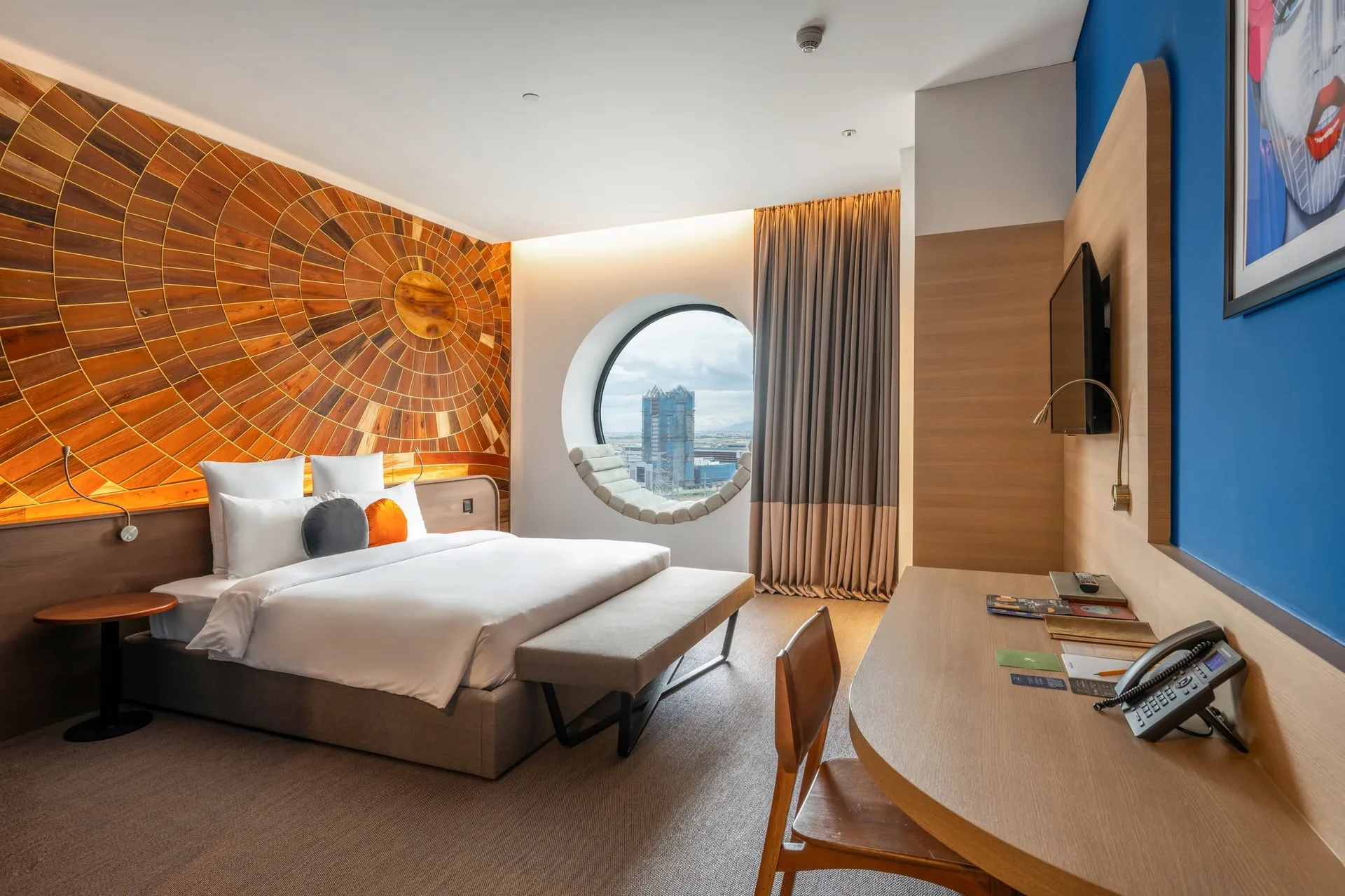 Sun & Moon, Urban Hotel — photo 4
