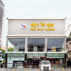 Thai Huot Market (BKK1)