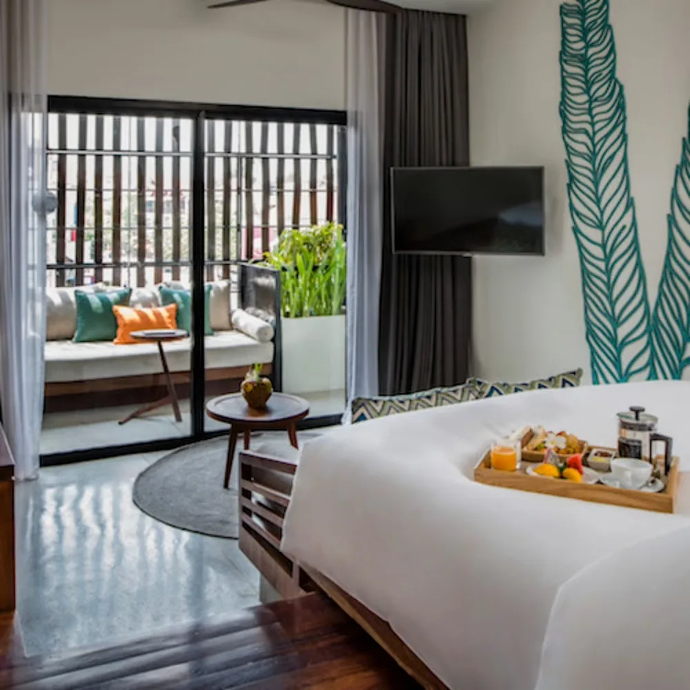 The Aviary Hotel — rooftop et ambiance boutique