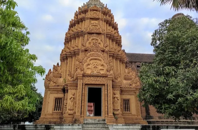 Wat Sowann Thamareach — architecture