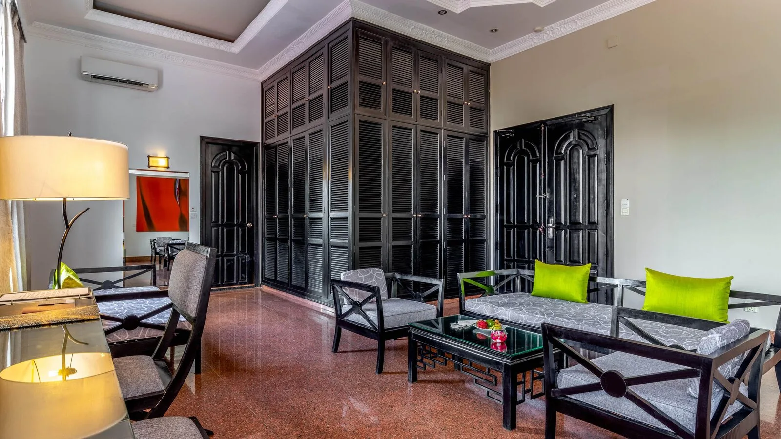 Le salon d’une suite